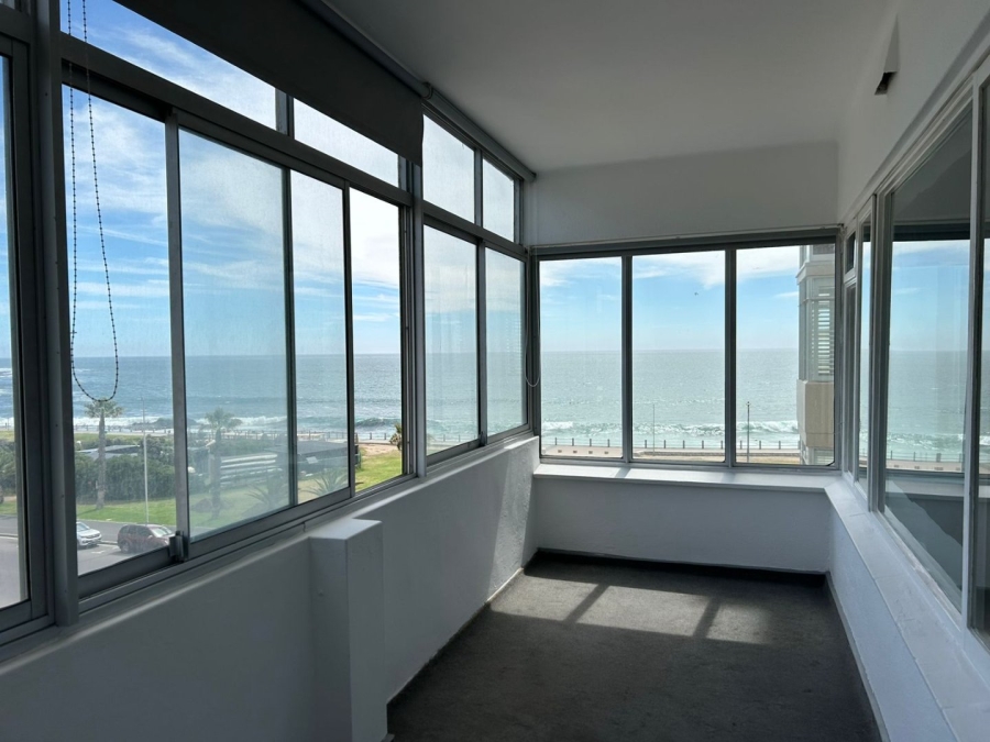 1 Bedroom Property for Sale in Mouille Point Western Cape